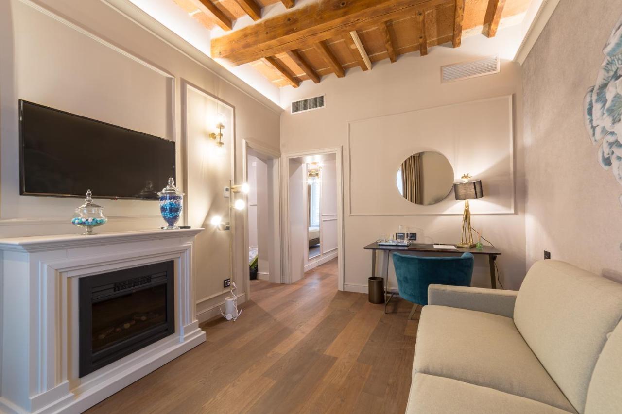 Palazzo 42 - Boutique Hotel & Suites 皮斯托亚 外观 照片