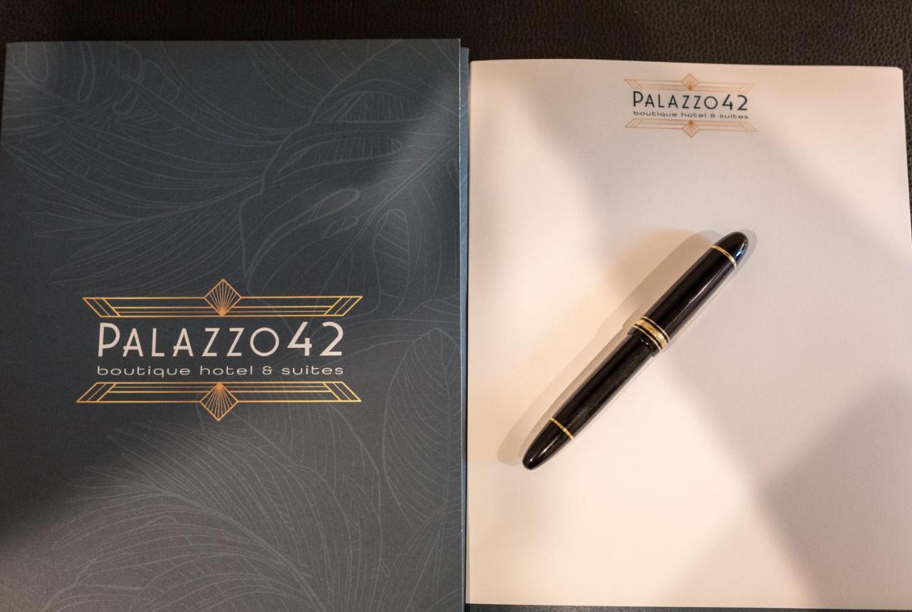 Palazzo 42 - Boutique Hotel & Suites 皮斯托亚 外观 照片