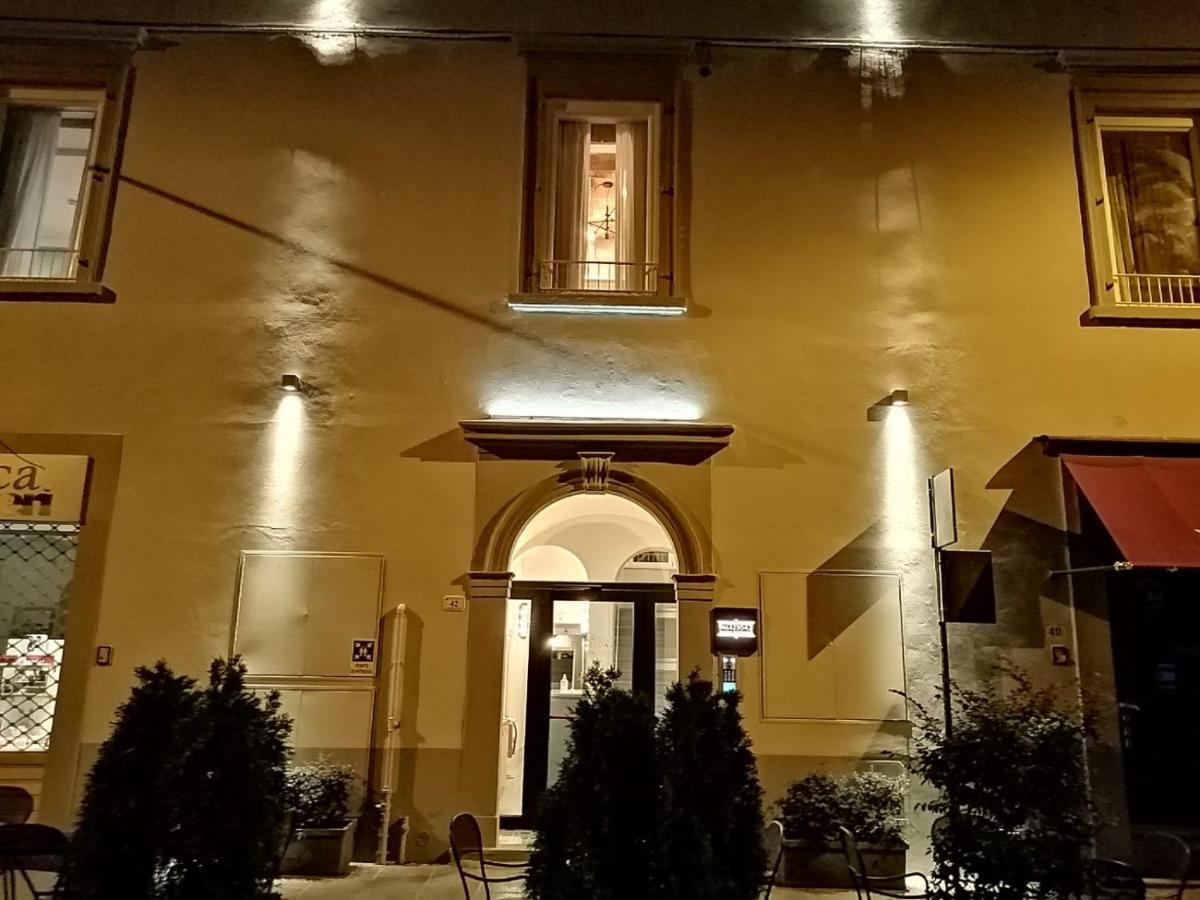 Palazzo 42 - Boutique Hotel & Suites 皮斯托亚 外观 照片